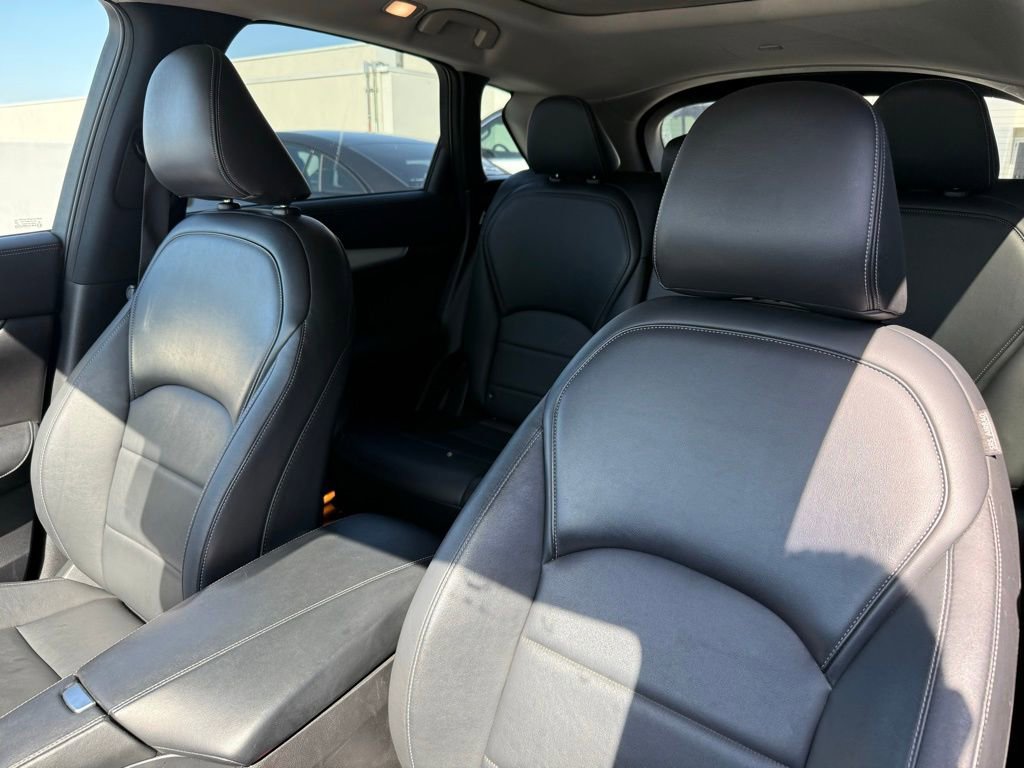 Used 2021 INFINITI QX50 Luxe image 3