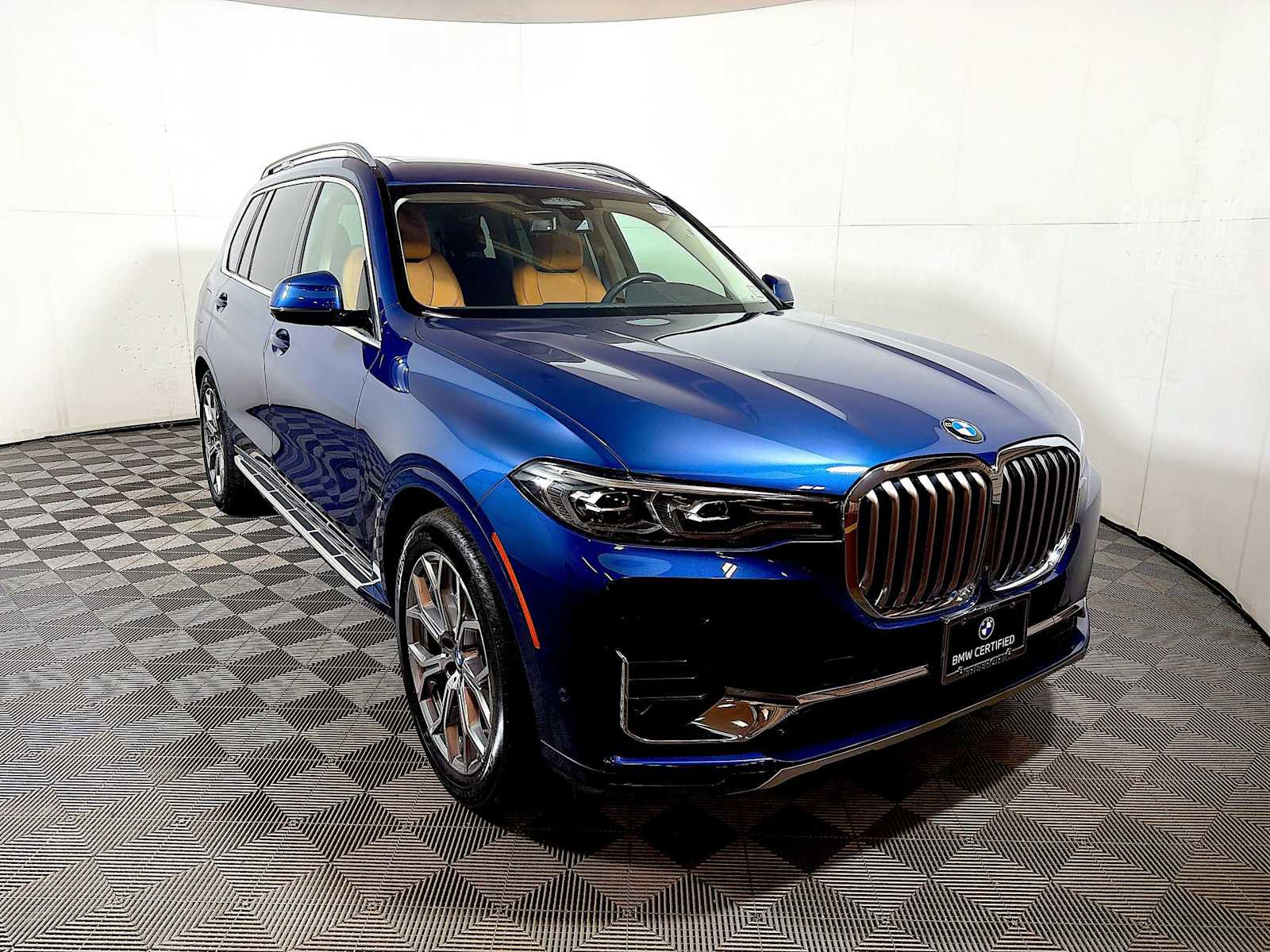 Certified 2022 BMW X7 xDrive40i w/ Premium Package image 2