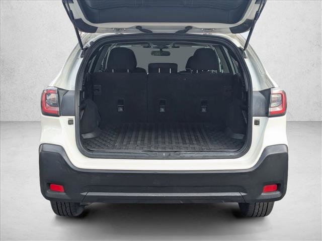Used 2023 Subaru Outback Premium image 6