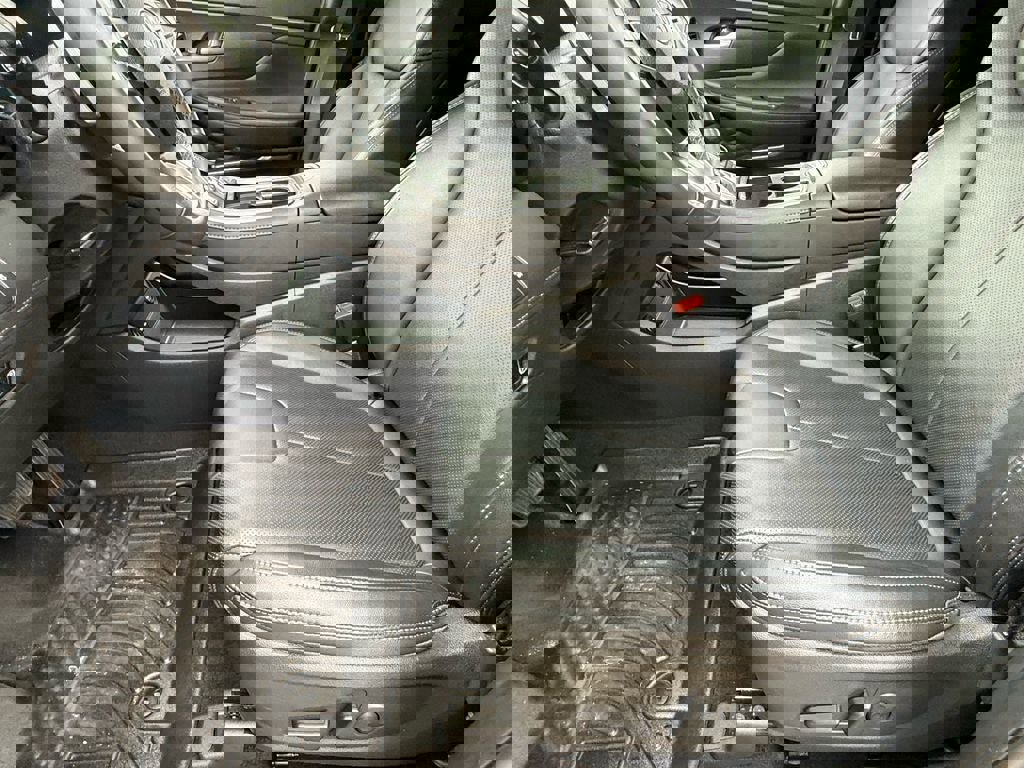 Used 2023 Hyundai Santa Fe SEL Premium image 12