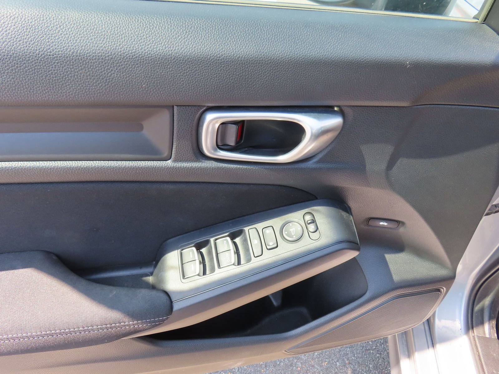 Used 2023 Honda Civic Sport image 12