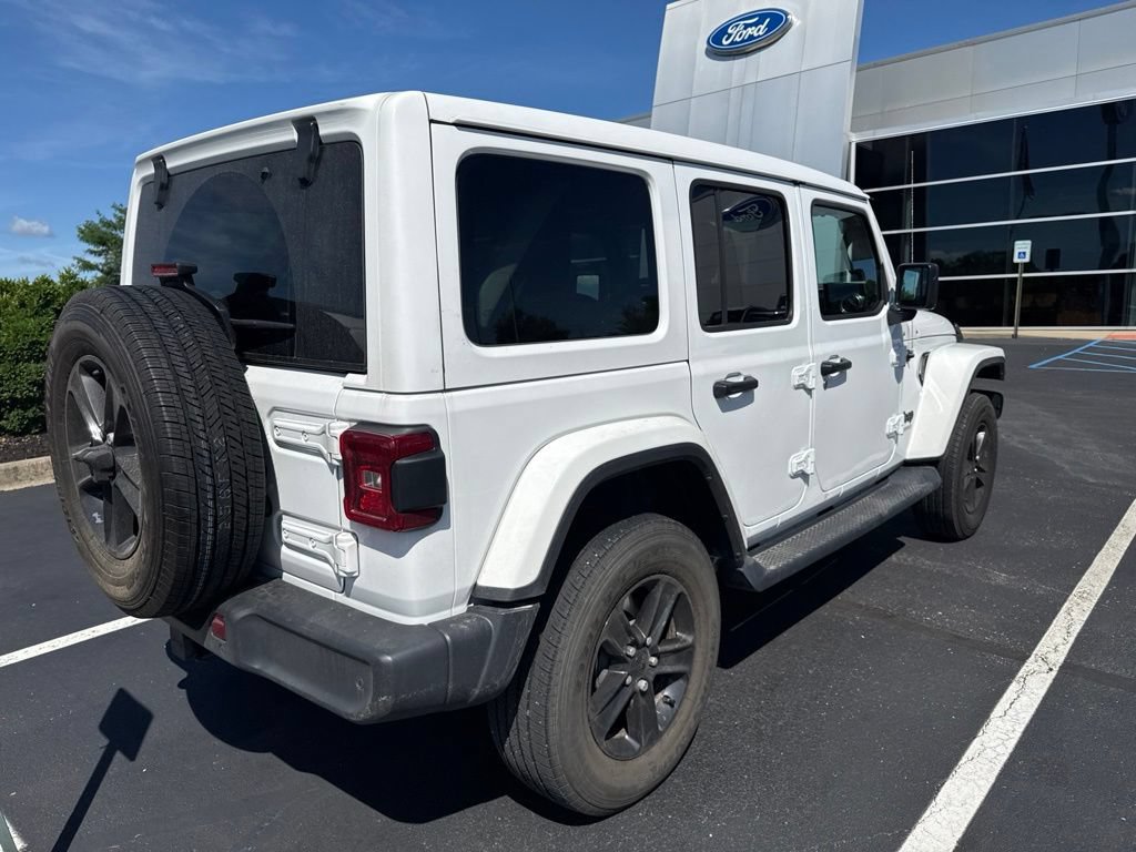 Used 2020 Jeep Wrangler Unlimited Sahara AWD/4WD image 3