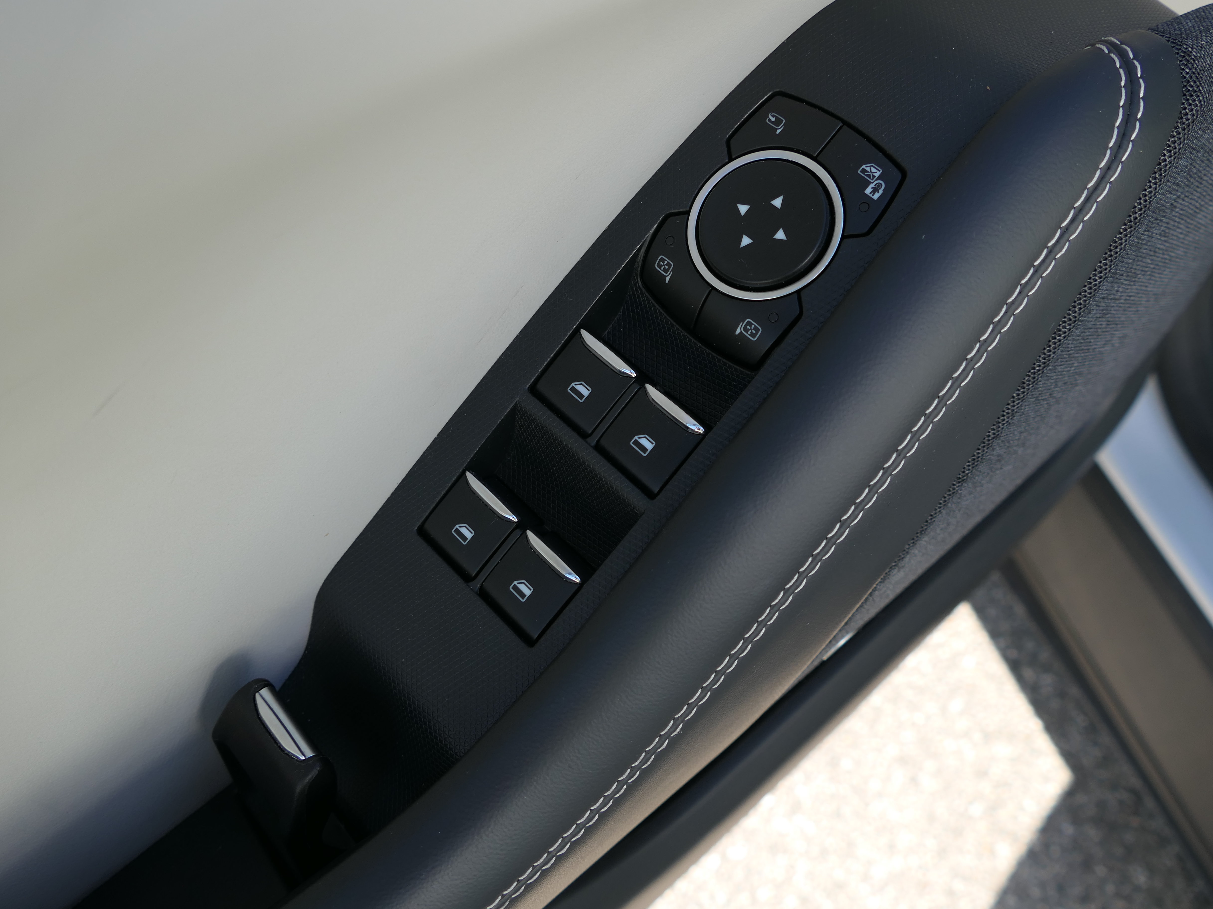 Used 2021 Ford Mustang Mach-E Premium AWD/4WD image 14