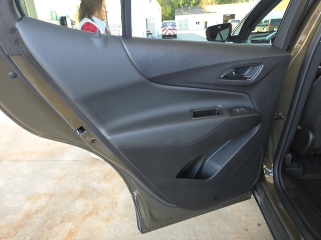Used 2024 Chevrolet Equinox LT w/ LPO, Floor Liner Package AWD/4WD image 41