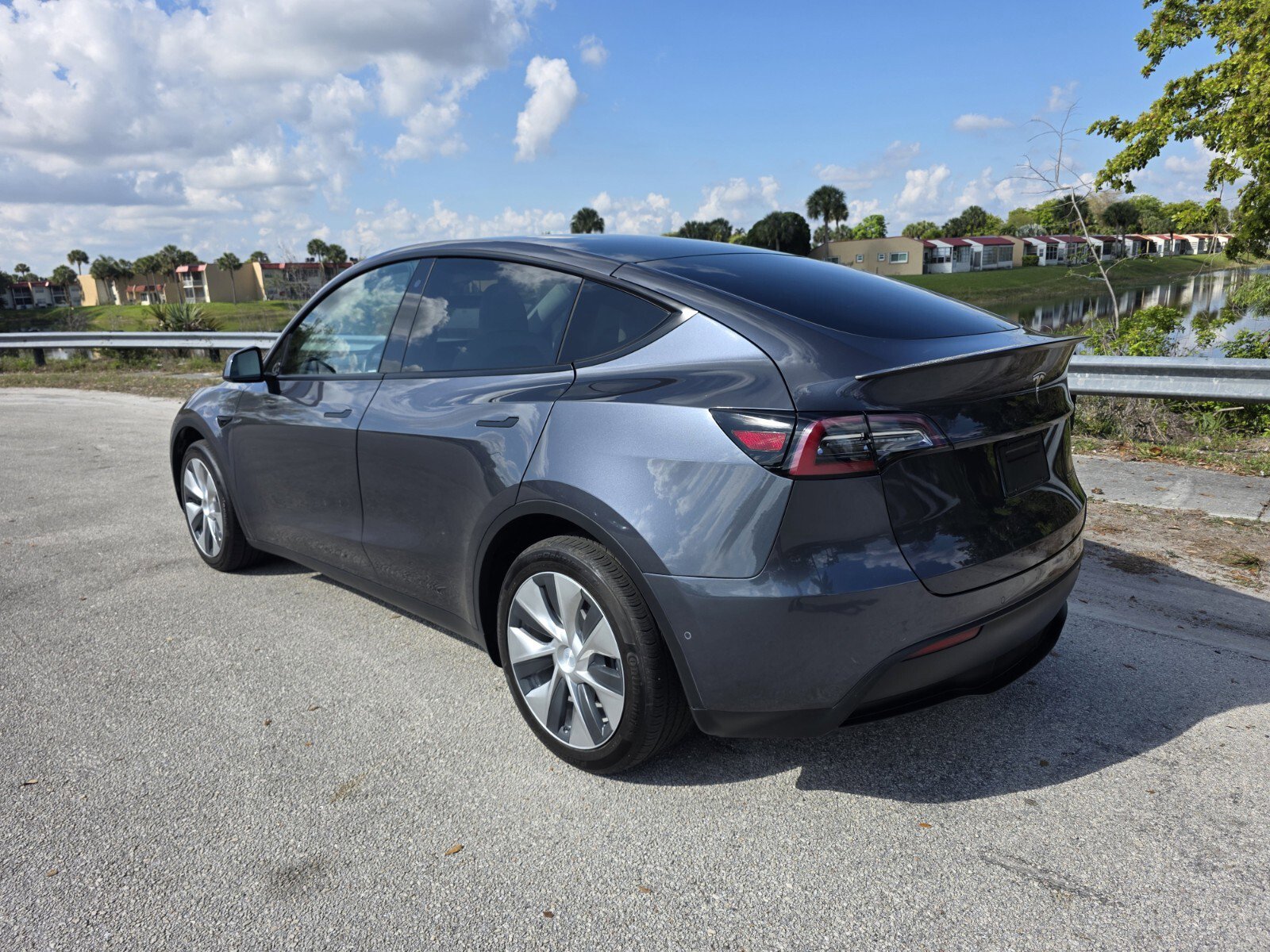 Used 2020 Tesla Model Y Performance image 2