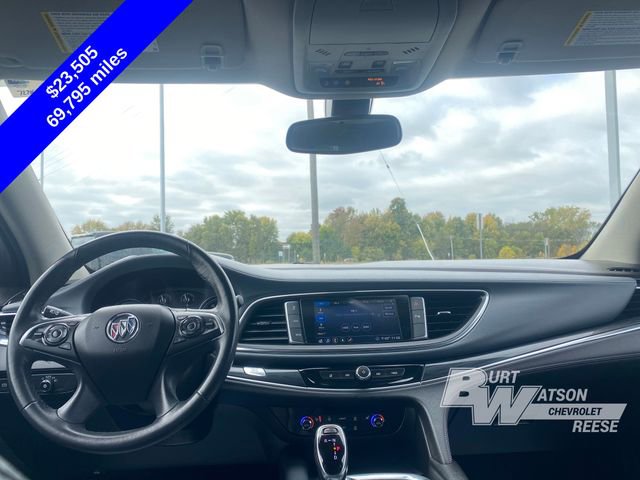 Used 2021 Buick Enclave Essence w/ Sport Touring Edition image 17