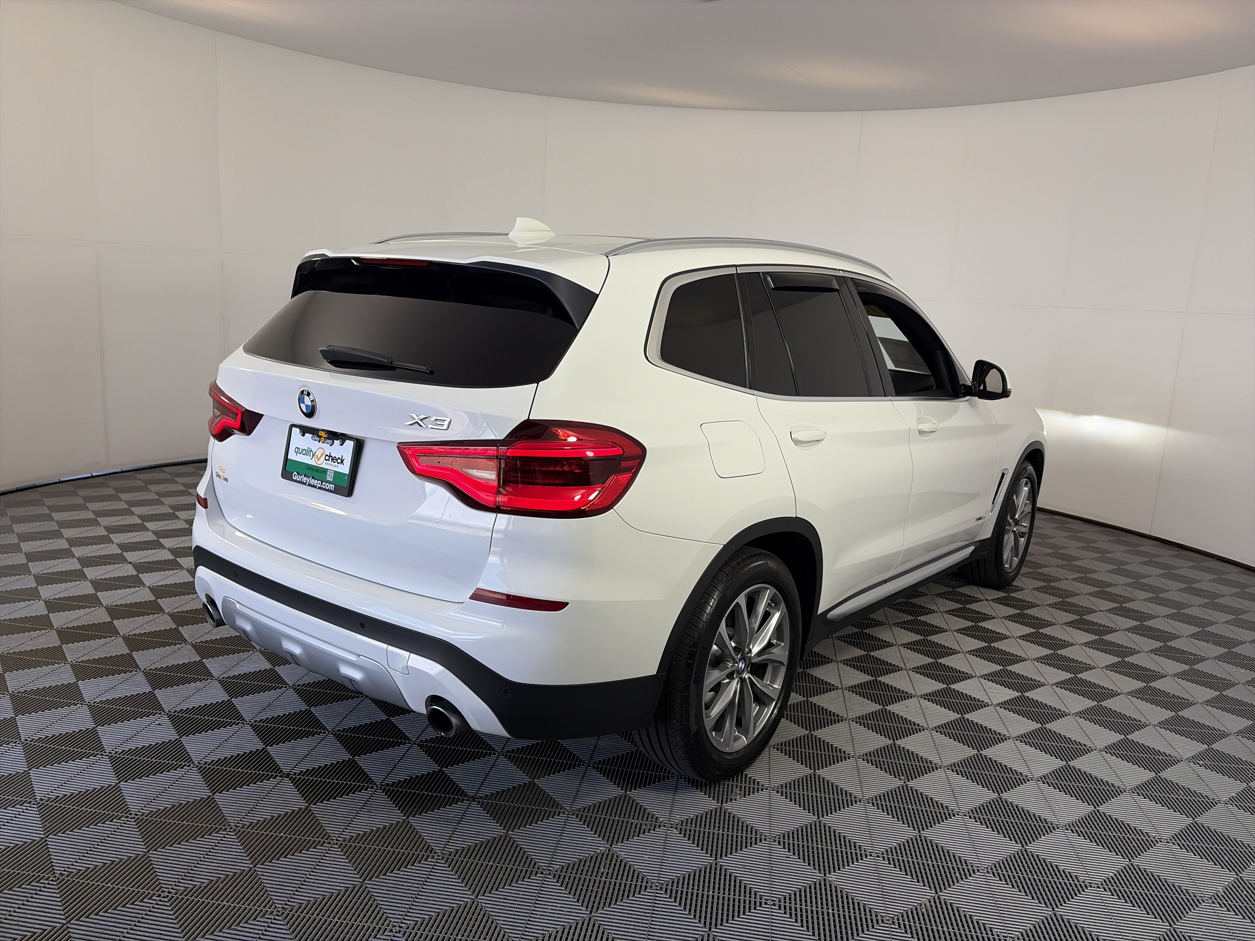 Used 2018 BMW X3 xDrive30i AWD/4WD image 9