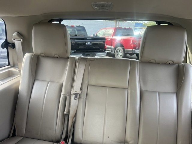 Used 2012 Ford Expedition Limited image 29
