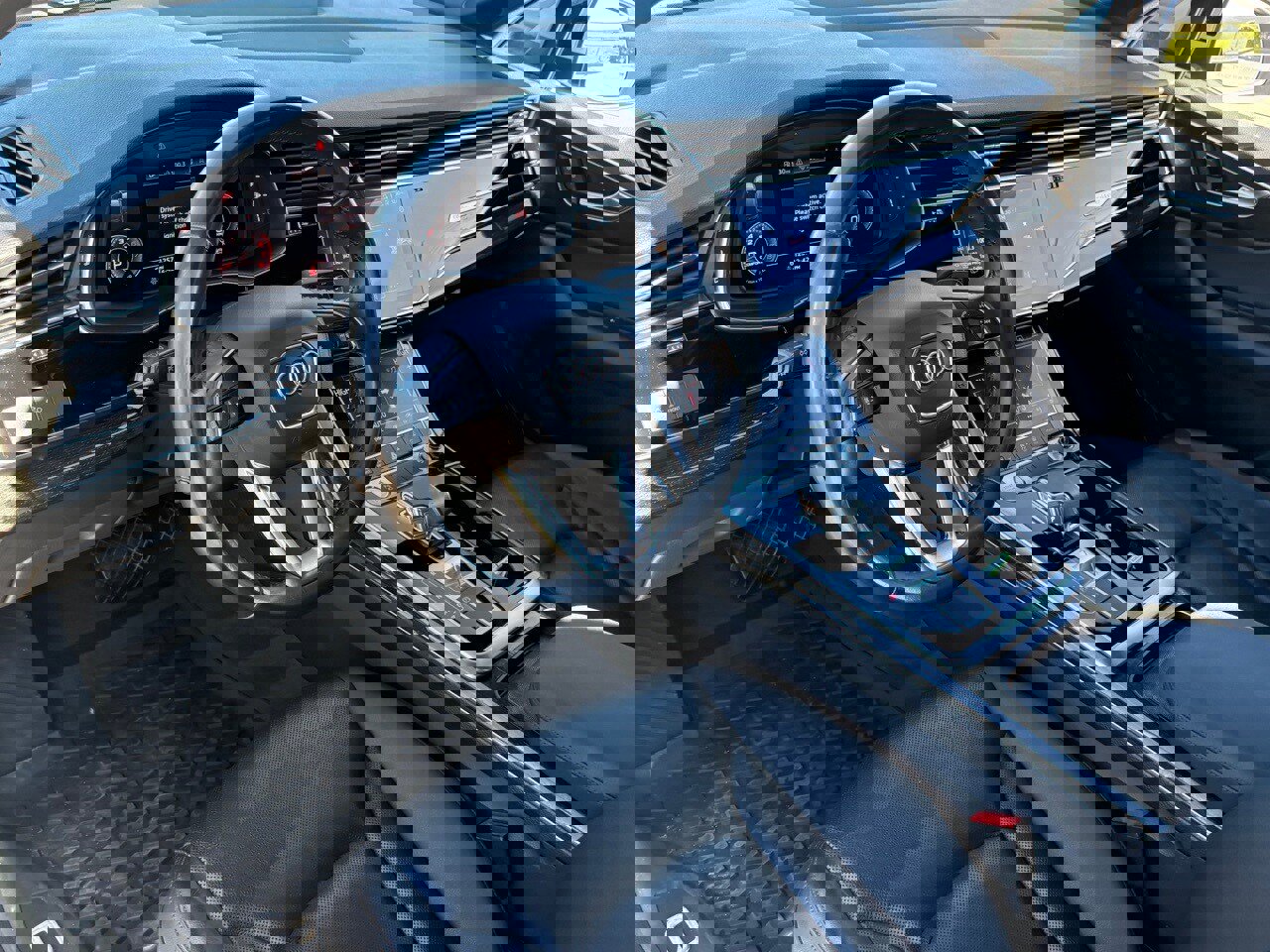 Used 2020 Audi Q7 3.0T Premium Plus w/ Premium Plus Package image 17