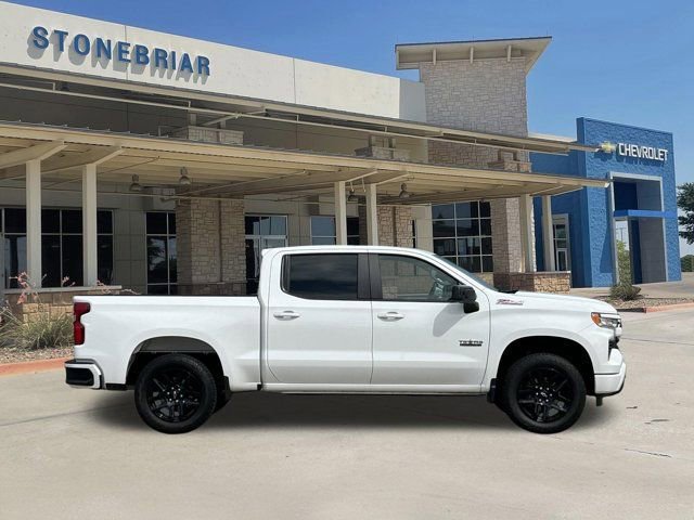 Used 2023 Chevrolet Silverado 1500 RST w/ Z71 Off-Road Package image 3