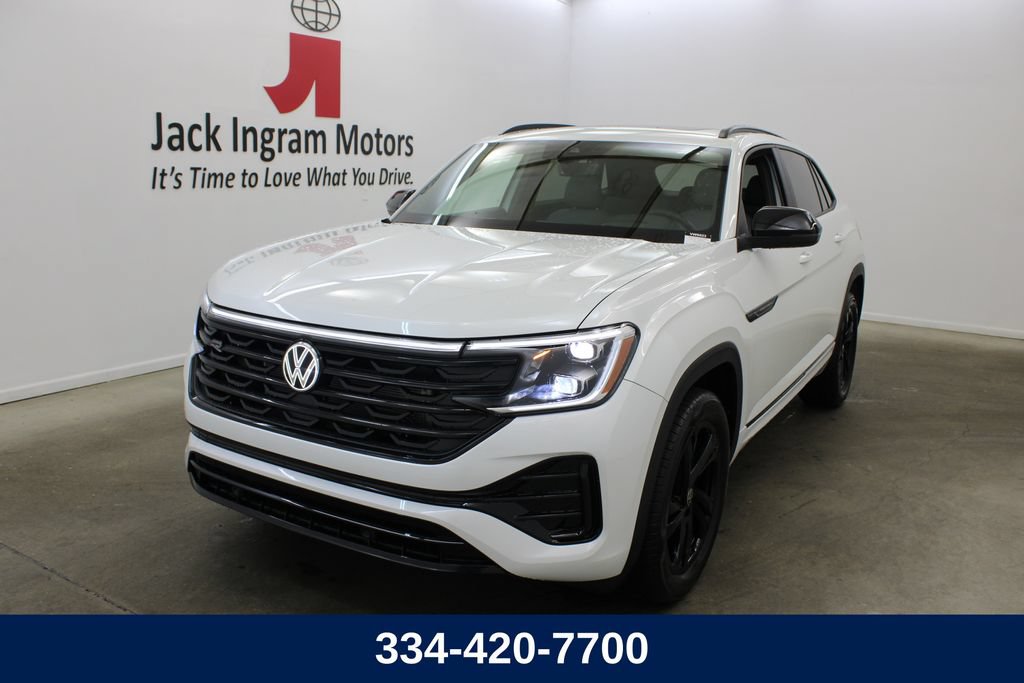 New 2026 Volkswagen Atlas Cross Sport SEL R-Line