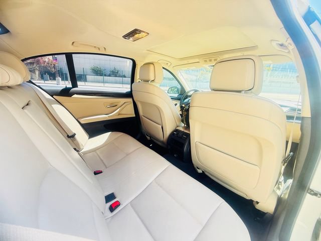 Used 2012 BMW 528i Sedan RWD image 30