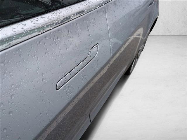 Used 2018 Tesla Model 3 Long Range image 15