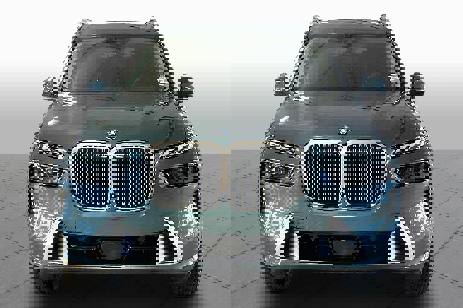 Certified 2025 BMW X7 xDrive40i image 3