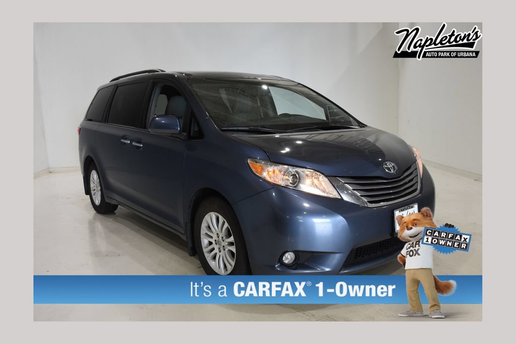 Used 2015 Toyota Sienna XLE Premium FWD video 1