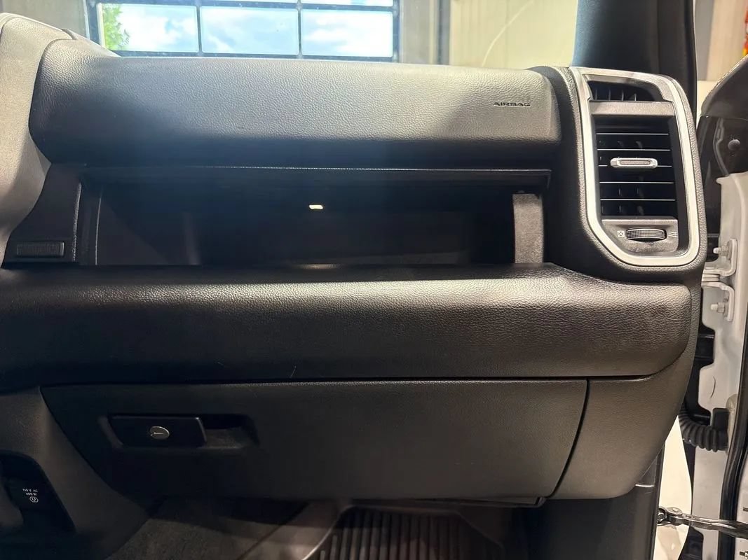 Used 2022 RAM 1500 Big Horn AWD/4WD image 64
