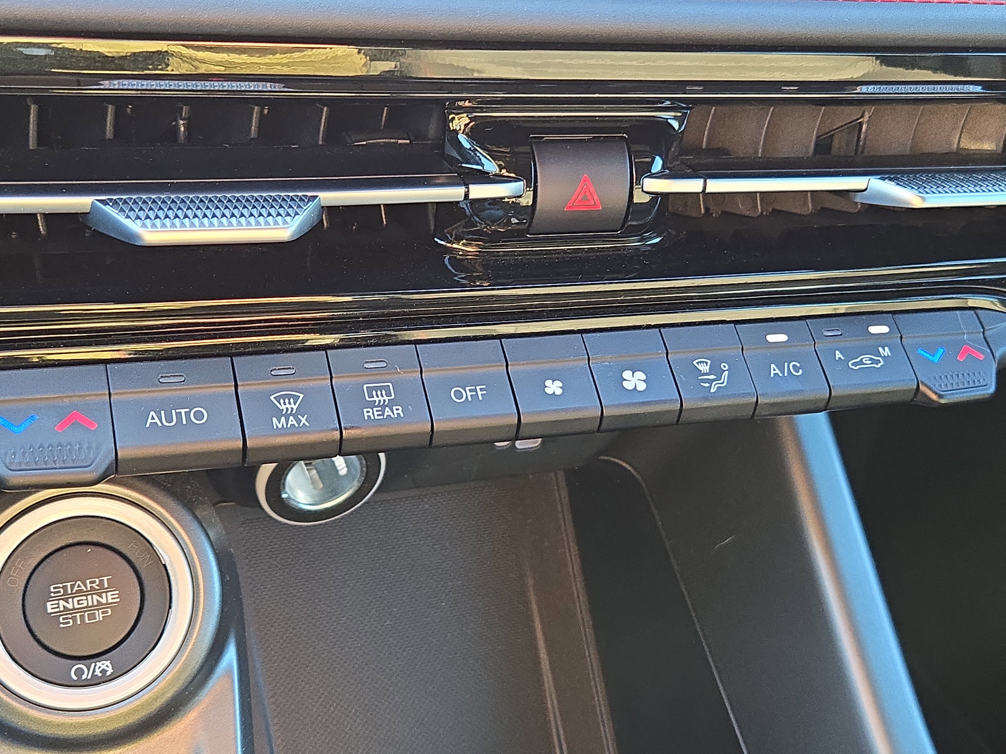 Used 2023 Dodge Hornet GT w/ GT Blacktop Package image 31