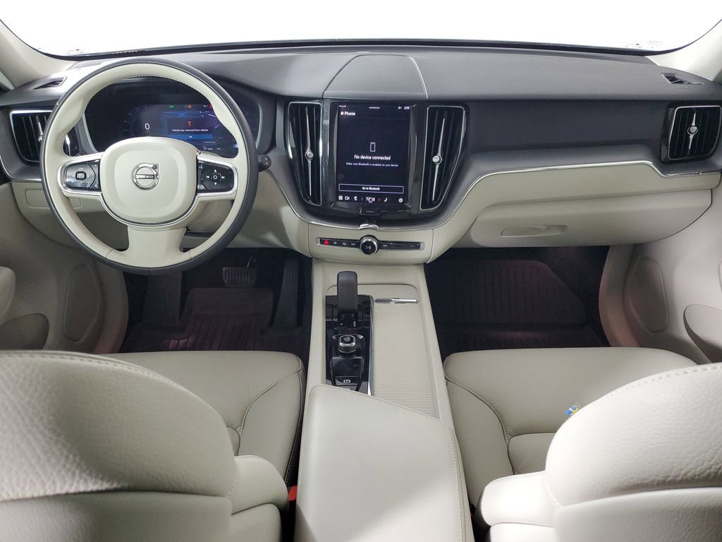 Certified 2024 Volvo XC60 B5 Core w/ Protection Package Premier image 17