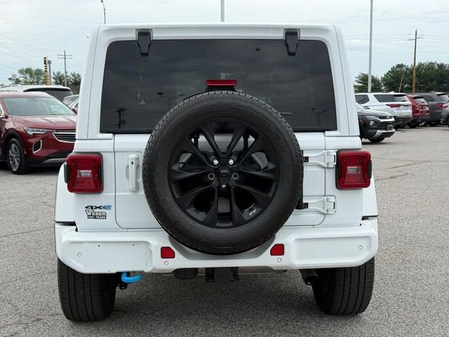 Used 2021 Jeep Wrangler Unlimited Sahara image 4