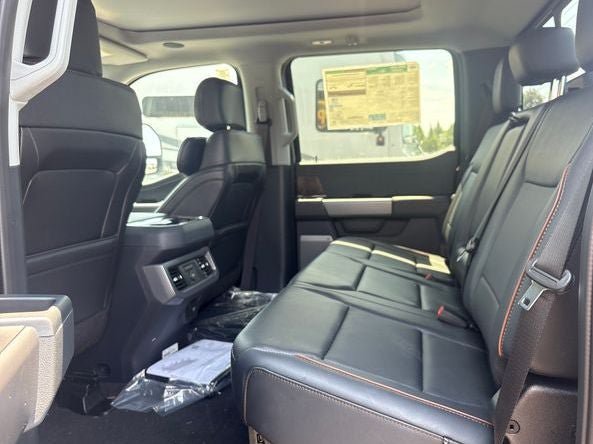 New 2026 Ford F450 Lariat w/ Lariat Ultimate Package AWD/4WD image 12