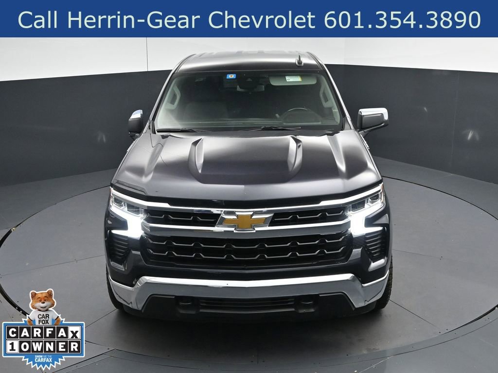 Used 2023 Chevrolet Silverado 1500 LT AWD/4WD image 32