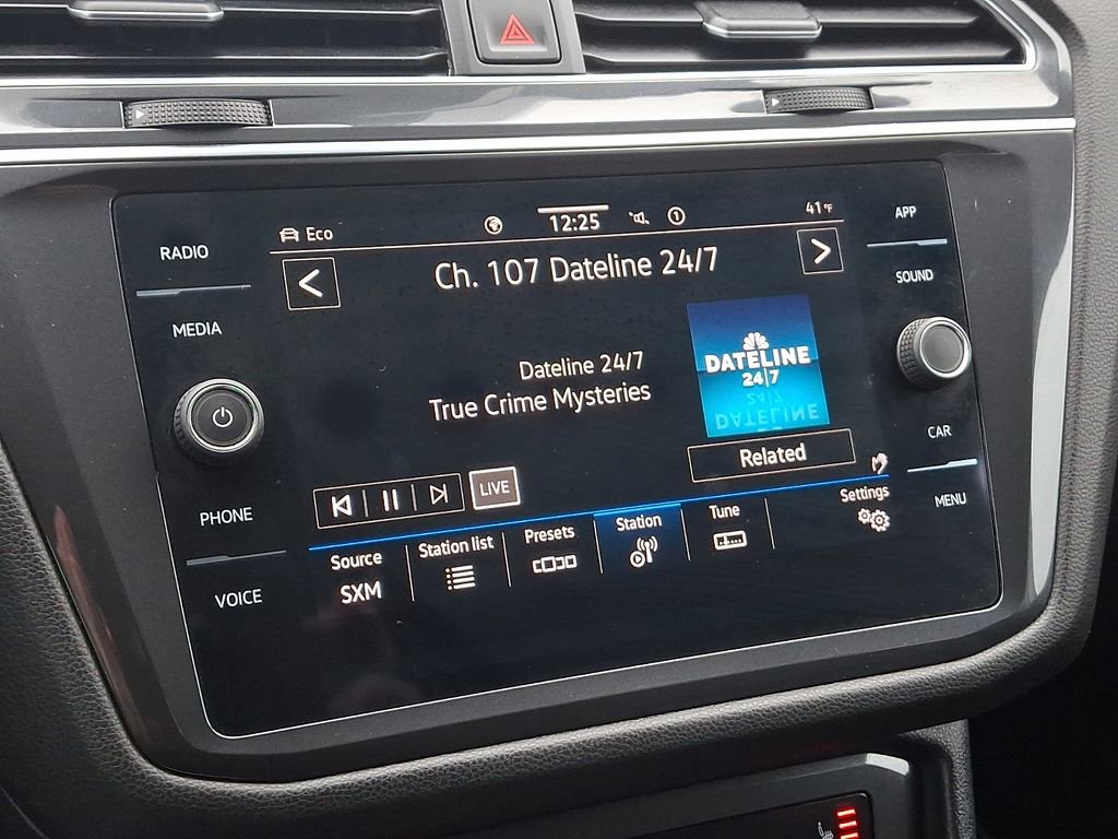 Certified 2022 Volkswagen Tiguan SE AWD/4WD image 16