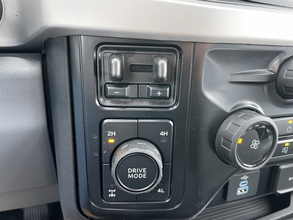 New 2026 Ford F250 XL w/ XL Chrome Package image 46