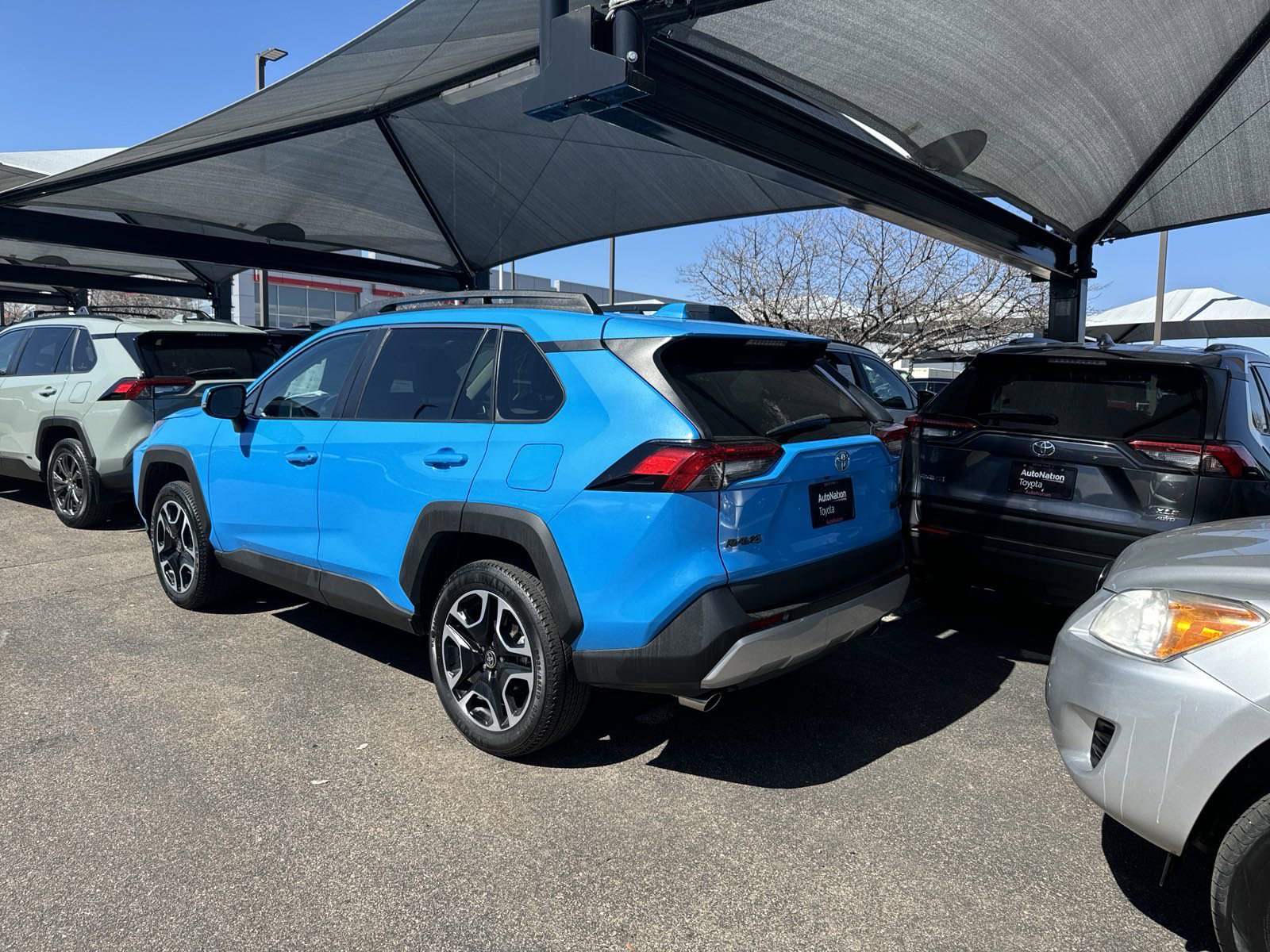 Used 2021 Toyota RAV4 AWD image 5