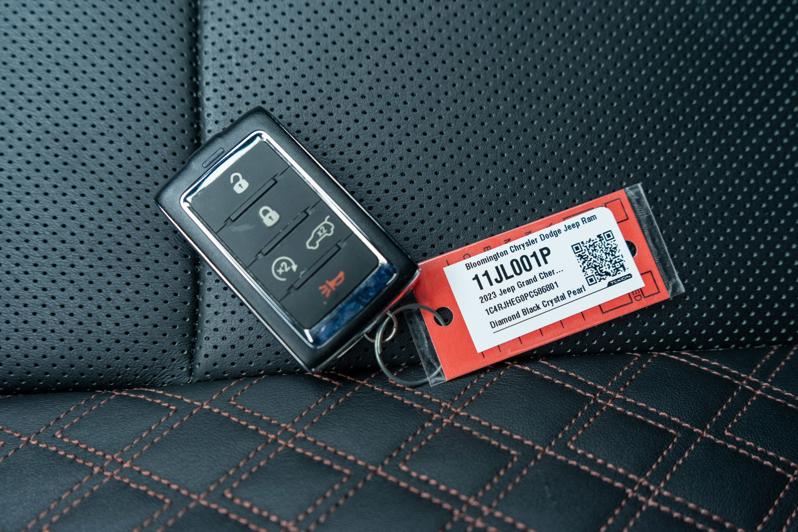 Used 2023 Jeep Grand Cherokee Summit image 34