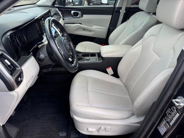 Used 2021 Kia Sorento S w/ Panoramic Sunroof Package AWD/4WD image 8