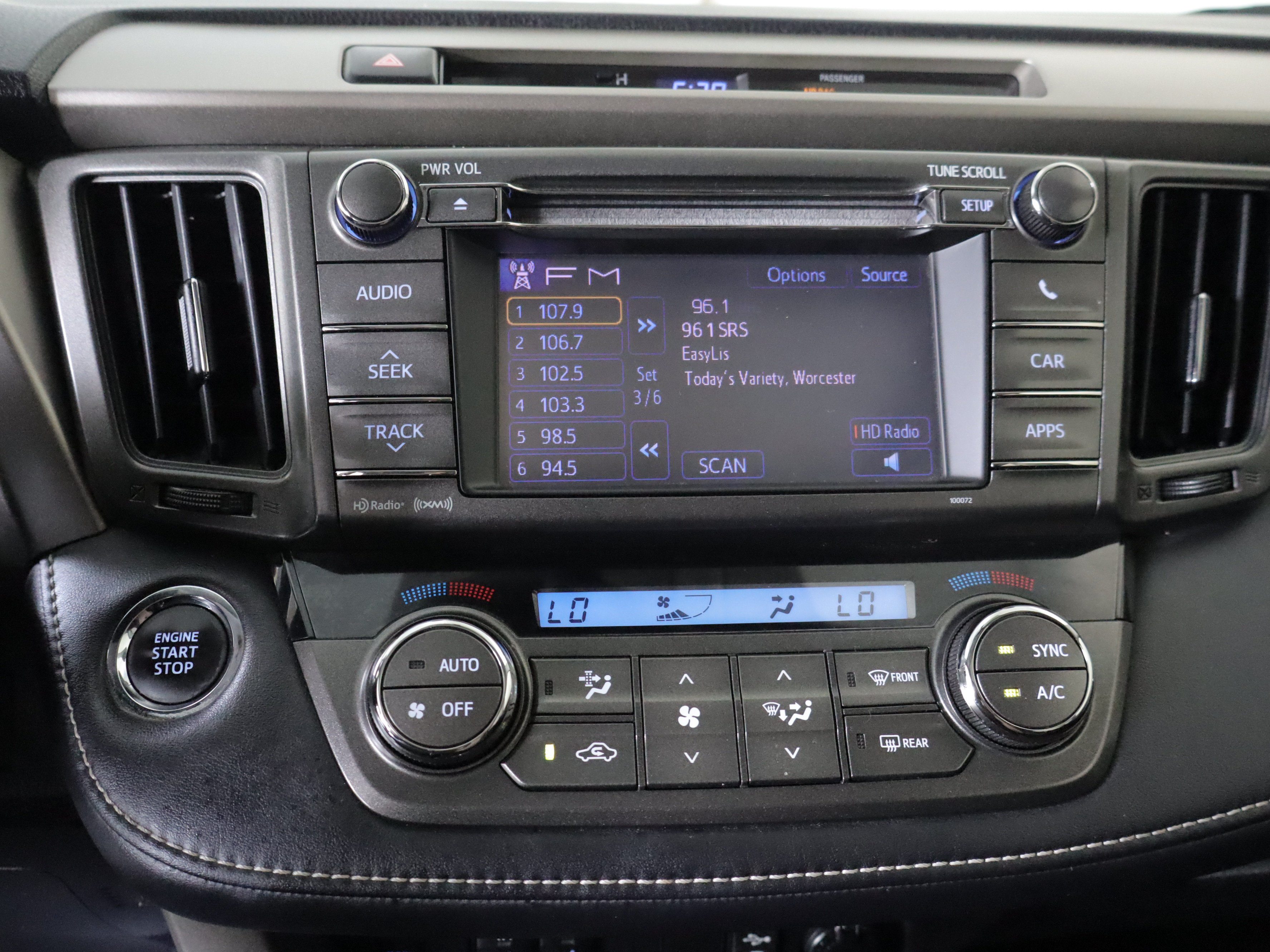Used 2013 Toyota RAV4 Limited AWD/4WD image 14