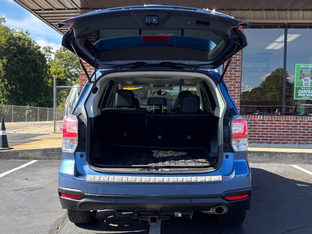 Used 2017 Subaru Forester 2.5i Touring AWD/4WD image 11