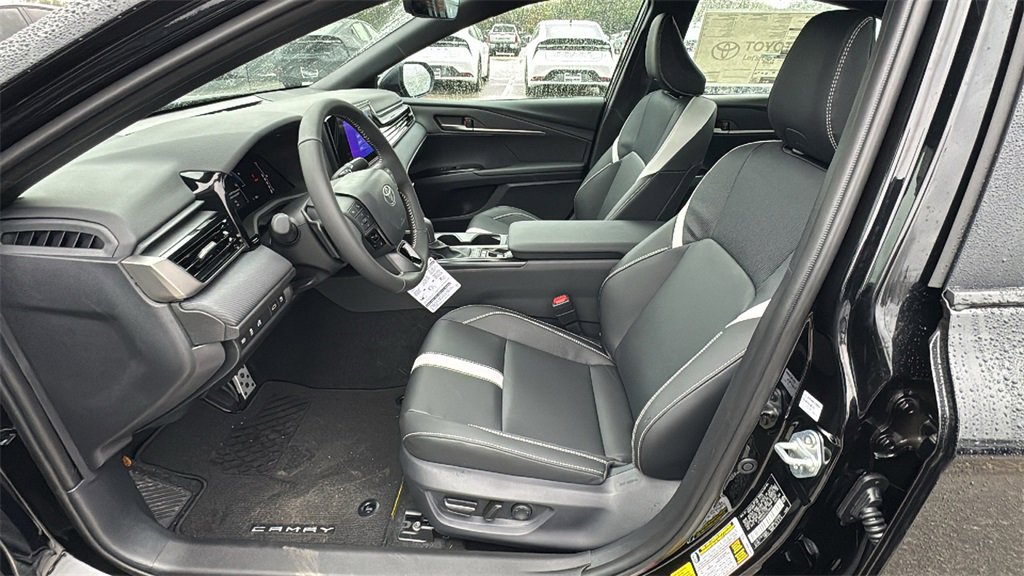 New 2026 Toyota Camry Hybrid image 18