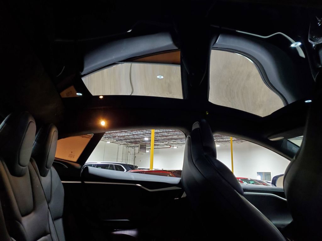 Used 2017 Tesla Model S 75 RWD image 22