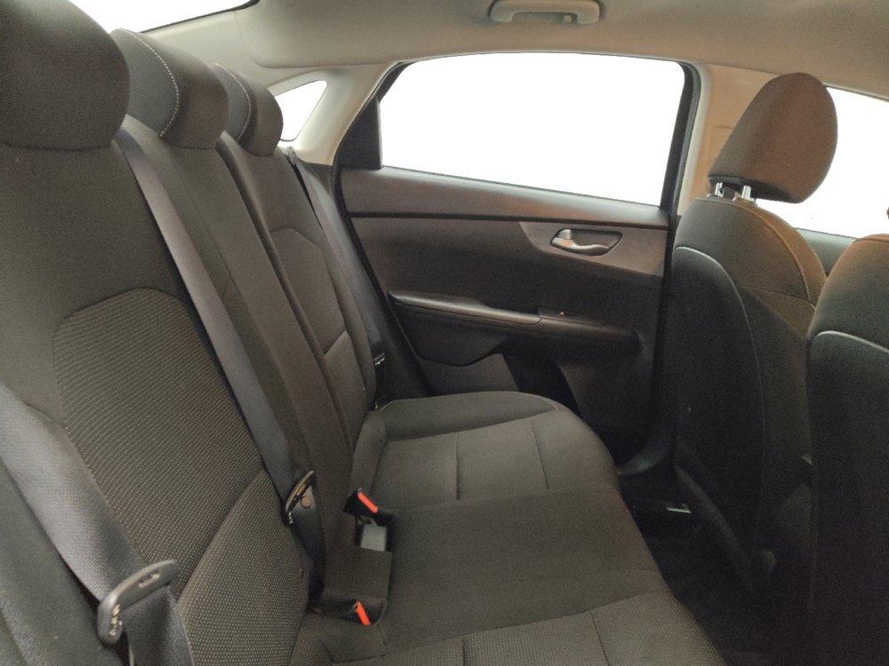 Used 2020 Kia Forte LXS image 19