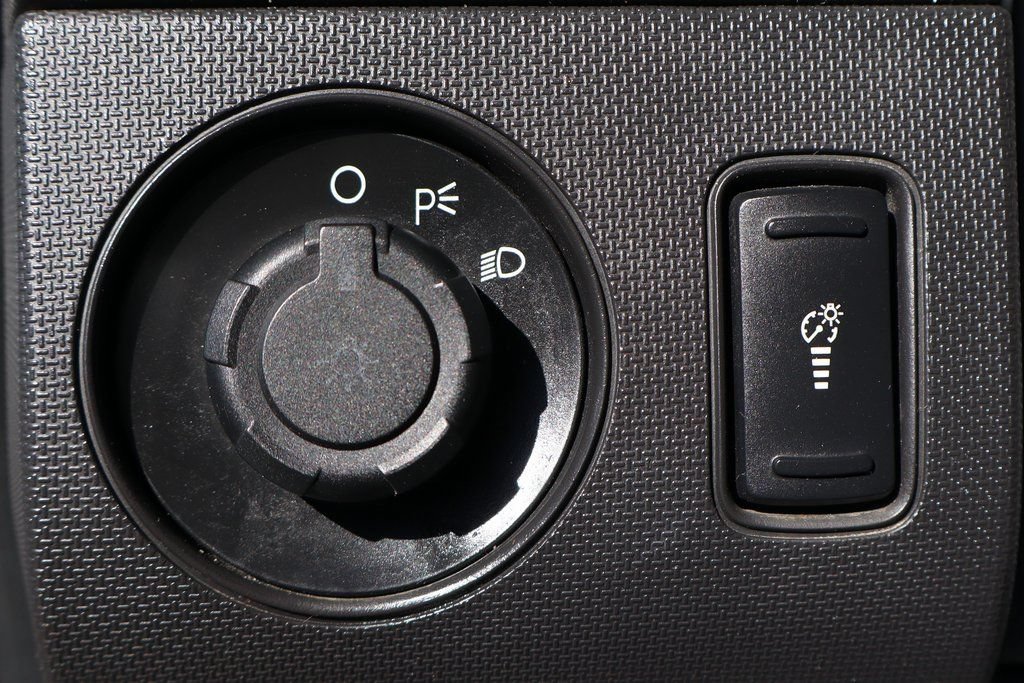 Used 2012 Ford F550 2WD Regular Cab Super Duty w/ PWR Equipment Group image 23