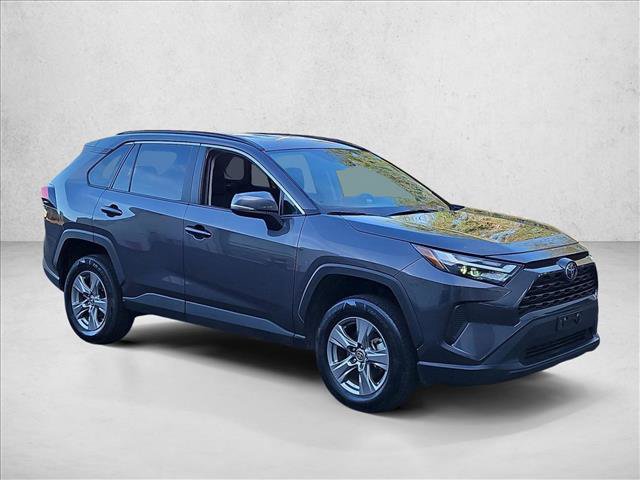 Used 2025 Toyota RAV4 XLE FWD video 3