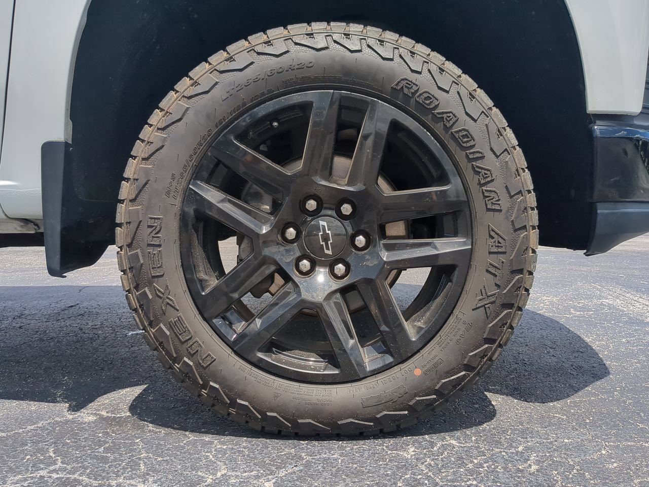Used 2020 Chevrolet Silverado 1500 LT Trail Boss AWD/4WD image 11