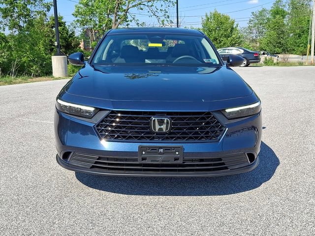 Used 2023 Honda Accord EX image 2