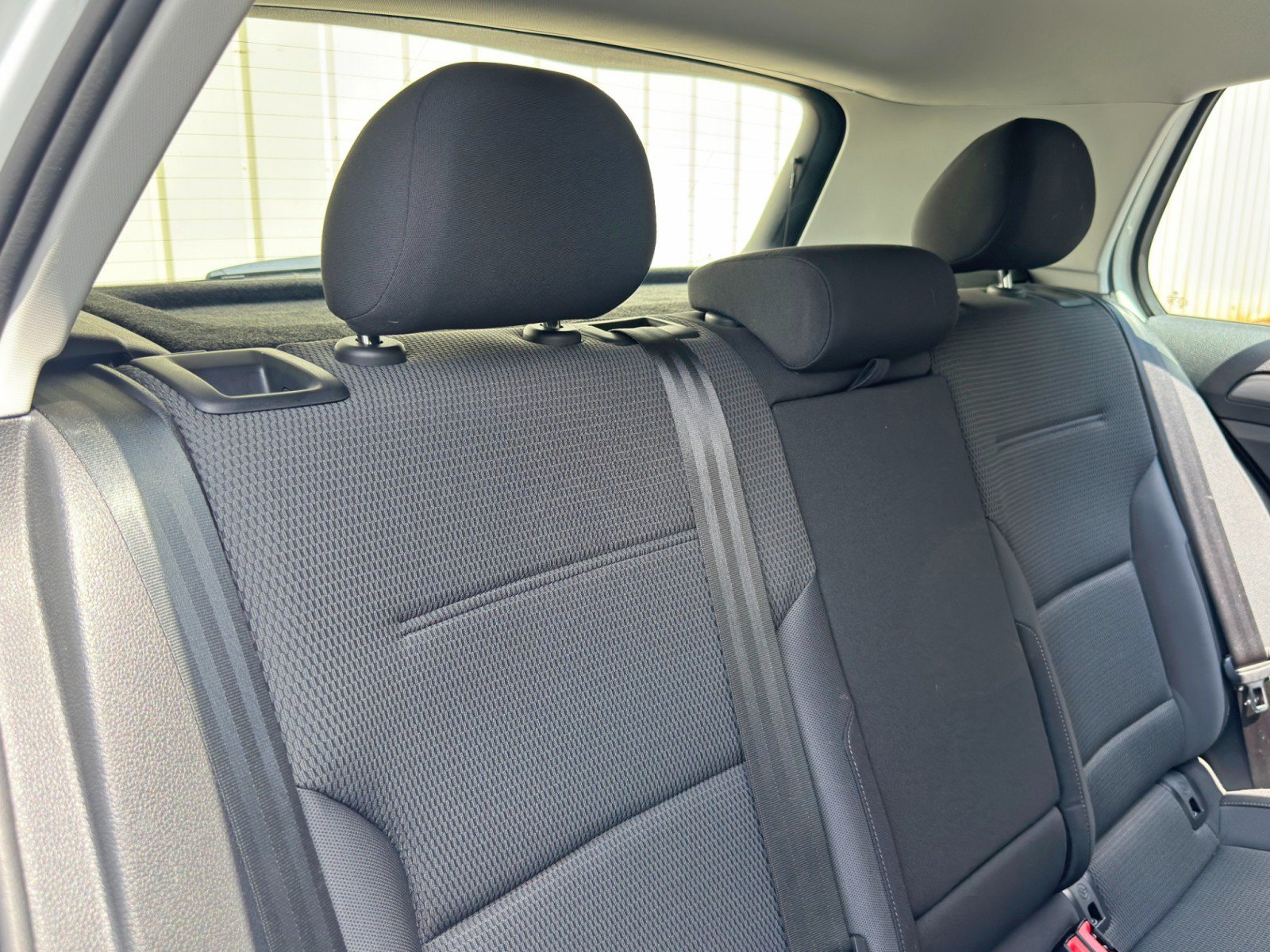 Used 2019 Volkswagen e-Golf SE w/ Driver Assistance Package FWD image 33
