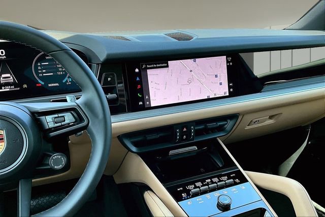 Used 2026 Porsche Cayenne image 9