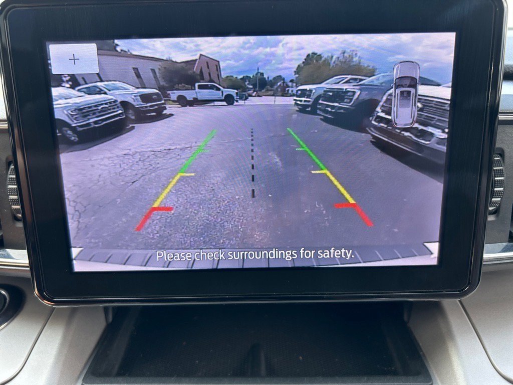 Used 2023 Ford Explorer XLT w/ Equipment Group 202A image 29