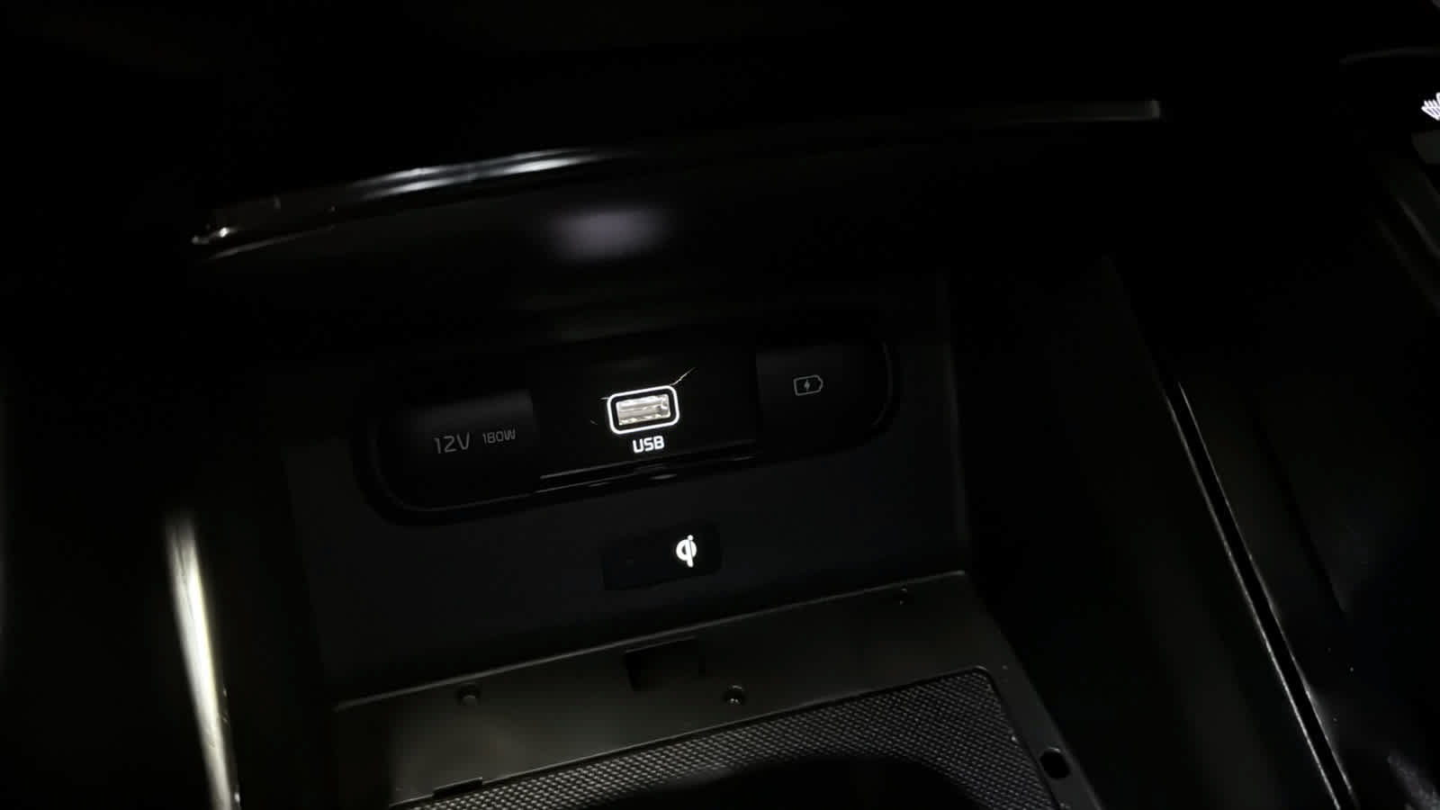 Used 2020 Kia Telluride EX w/ EX Premium Package AWD/4WD image 21