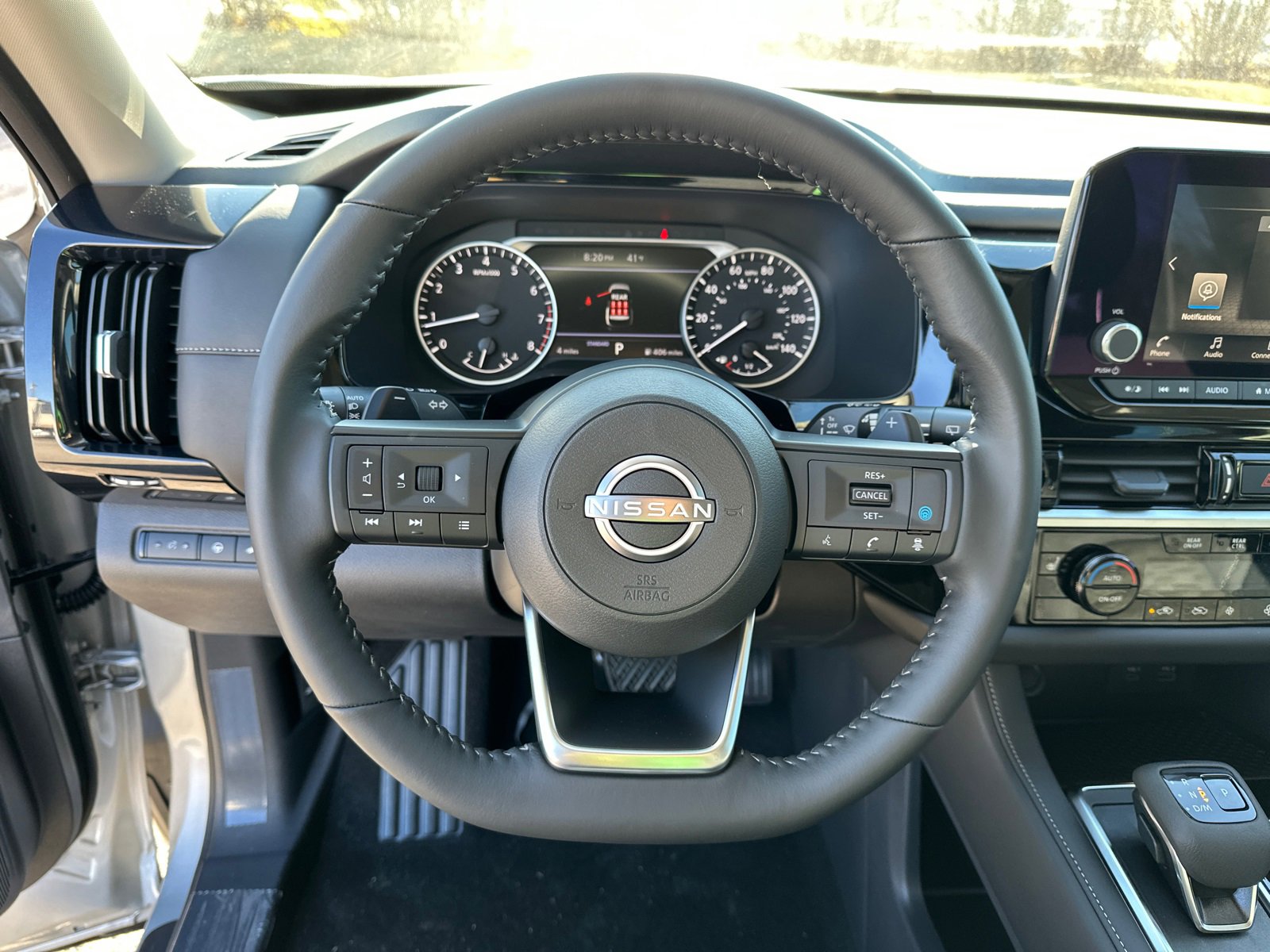 New 2025 Nissan Pathfinder SV w/ Black Appearance Package image 25