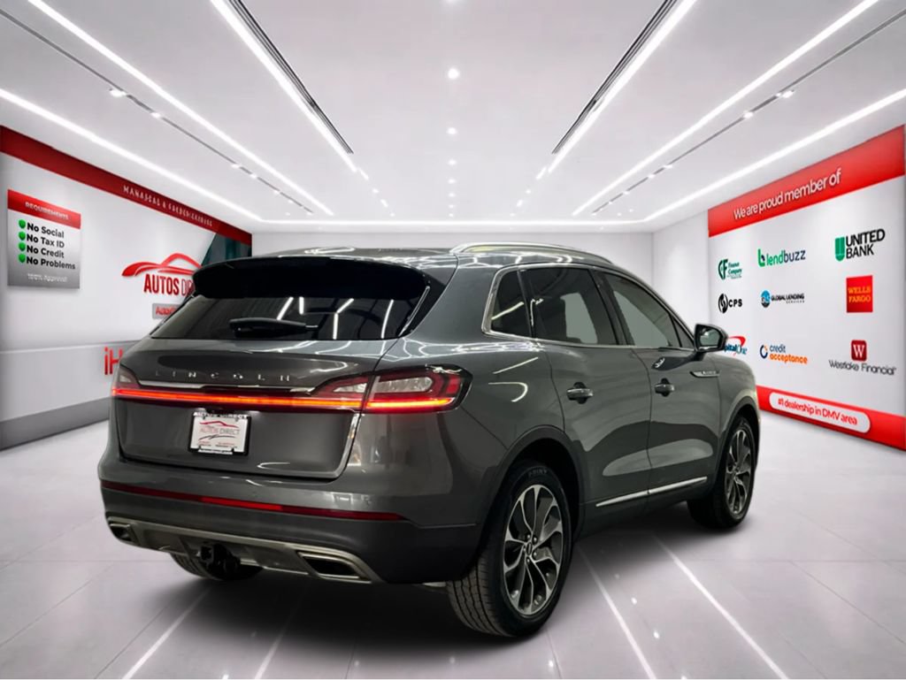 Used 2023 Lincoln Nautilus Reserve w/ Class II Trailer Tow Package AWD/4WD image 7