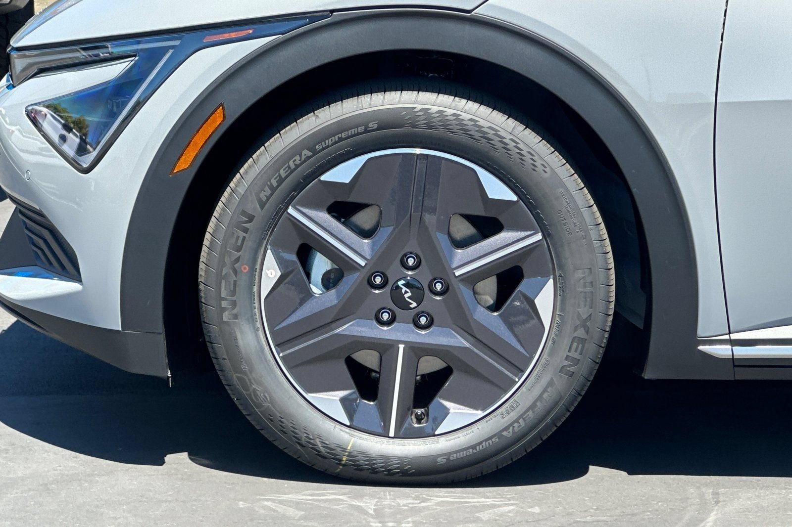 New 2026 Kia EV6 Light RWD image 26