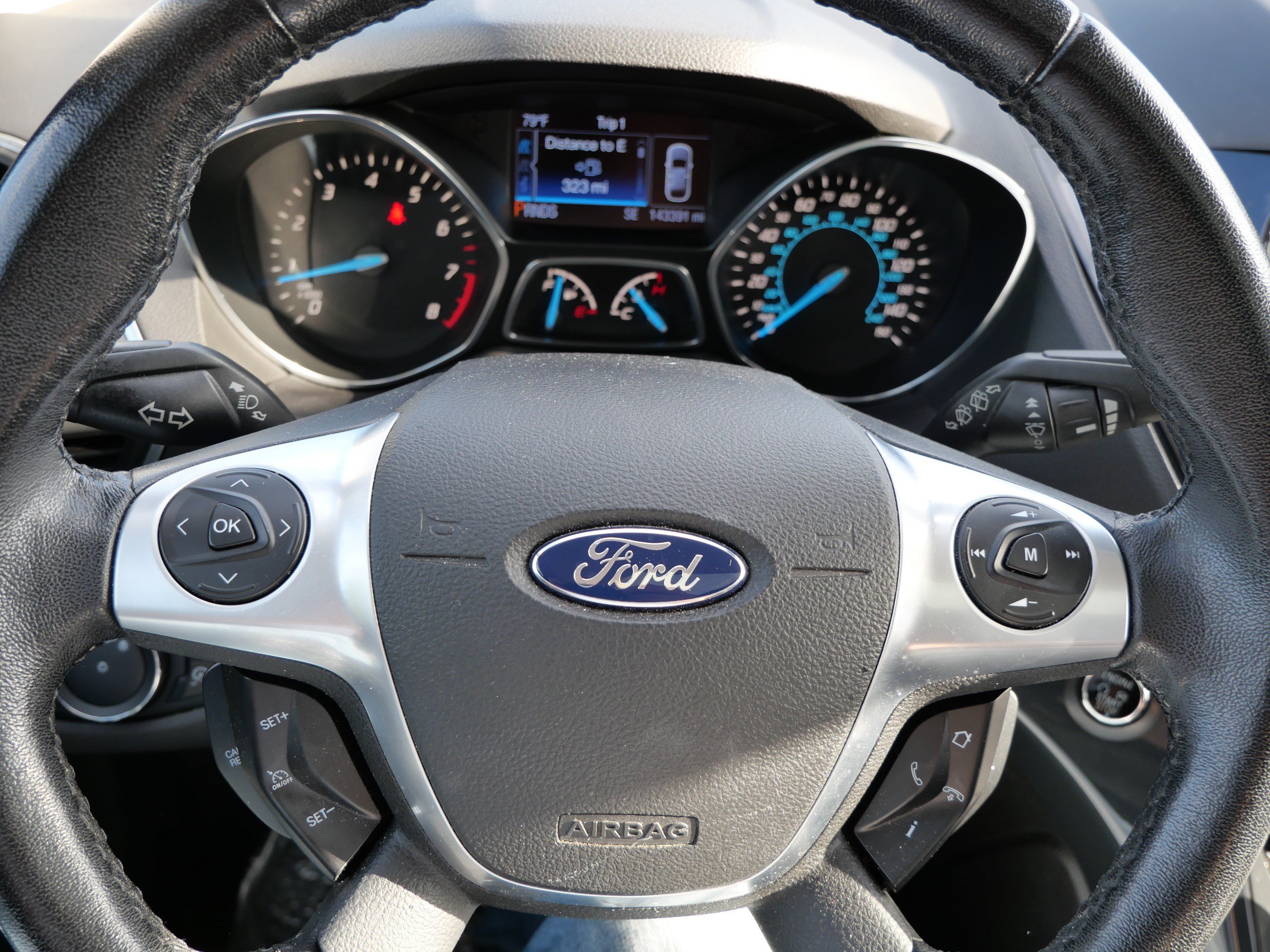Used 2013 Ford Escape Titanium w/ Parking Technology Pkg AWD/4WD image 25