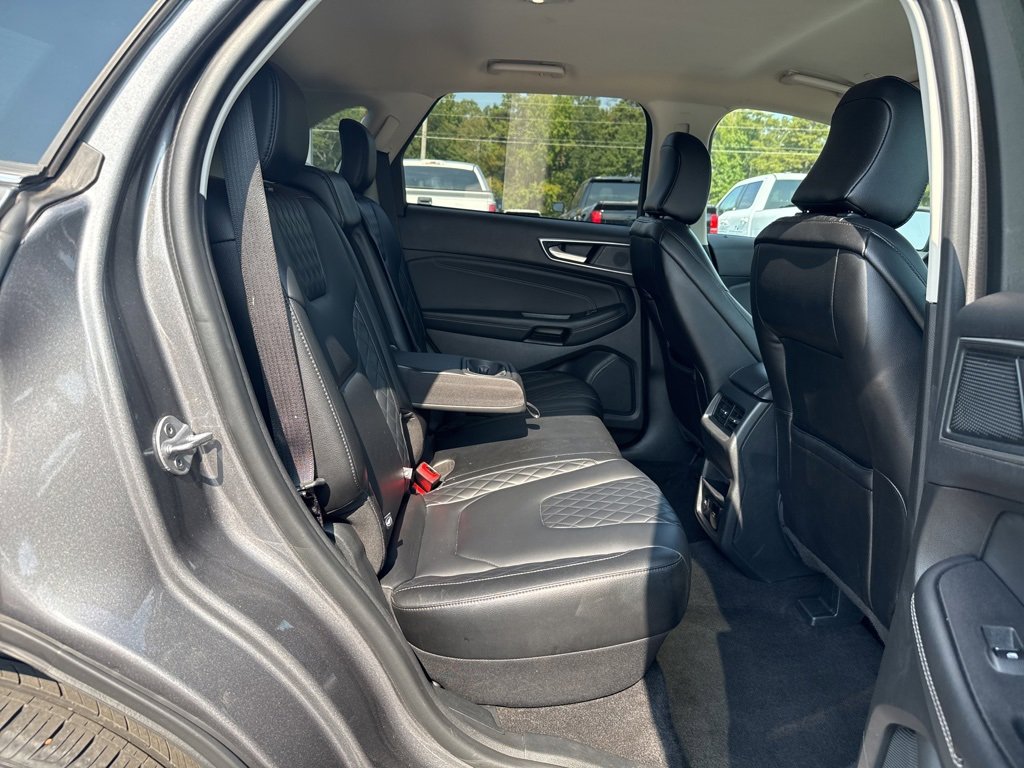 Used 2024 Ford Edge Titanium image 8