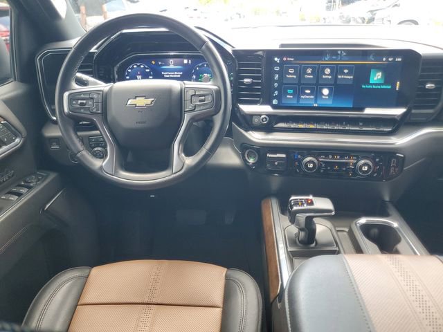 Certified 2023 Chevrolet Silverado 1500 High Country w/ Technology Package image 14