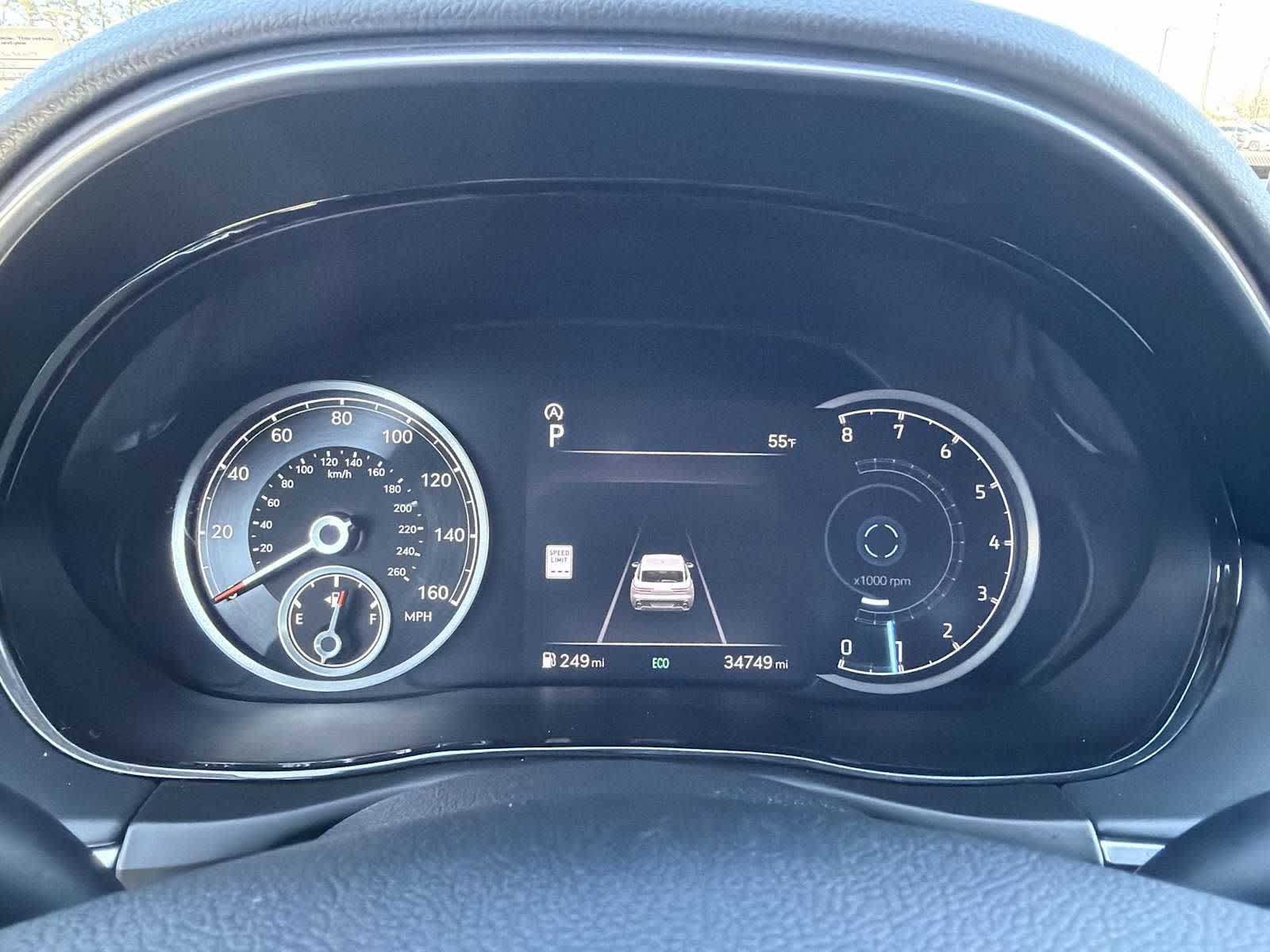 Used 2025 Genesis GV70 2.5T AWD/4WD image 10